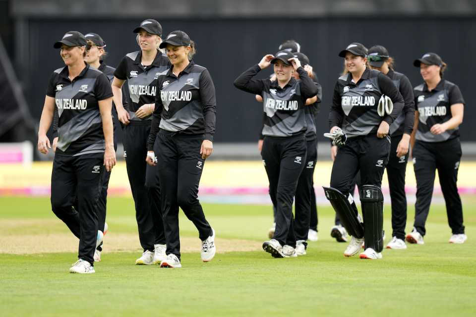 Sophie Devine, who scored 48 and picked up three wickets, leads New Zealand off the field, New Zealand vs South Africa, Commonwealth Games, Birmingham, July 30, 2022