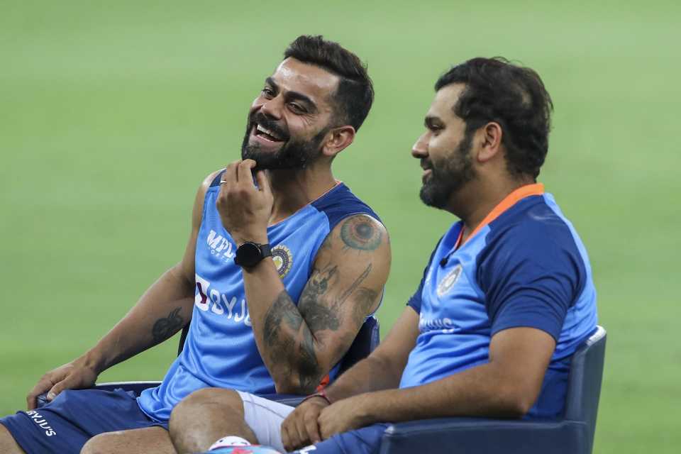Virat Kohli and Rohit Sharma have a chat after the game, Afghanistan vs India, Super 4, Dubai, Asia Cup, September 8, 2022