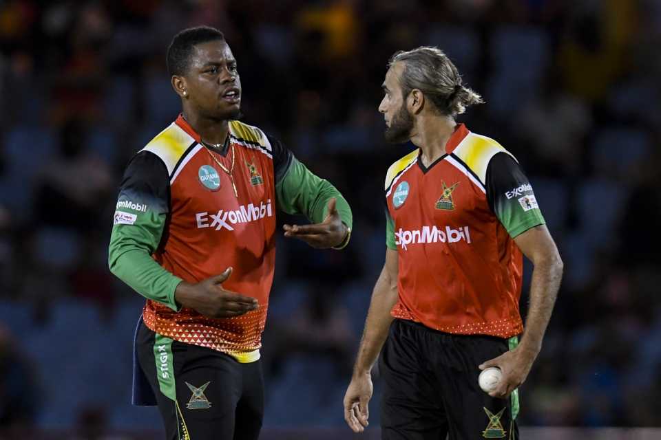 Shimron Hetmyer and Imran Tahir have a chat in the middle, St Lucia Kings vs Guyana Amazon Warriors, CPL 2022, Gros Islet, September 10, 2022

