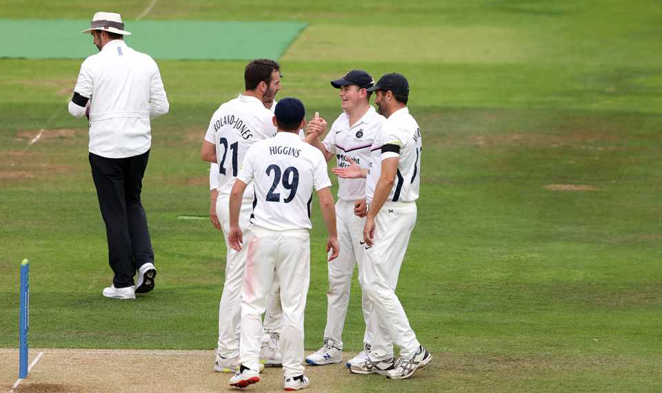 Toby Roland-Jones finished the innings with a five-for, Middlesex vs Glamorgan, County Championship, Division Two, Lord's, September 15, 2022