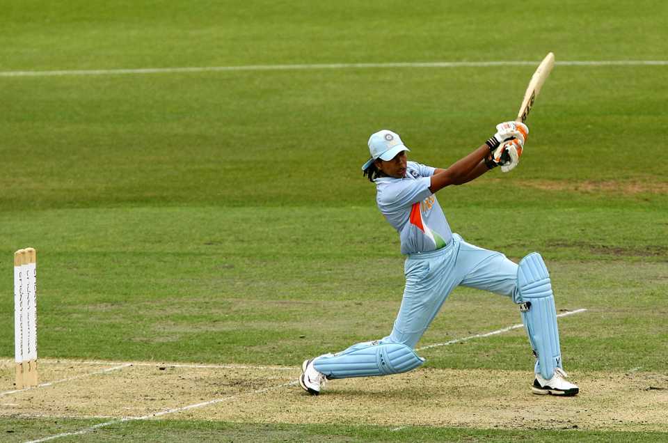 Jhulan Goswami hits out, Australia v India, Only women's Twenty20 International, Sydney, October 28, 2008