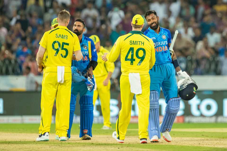 Cricket Photos - IND vs AUS, 3rd T20I Pictures