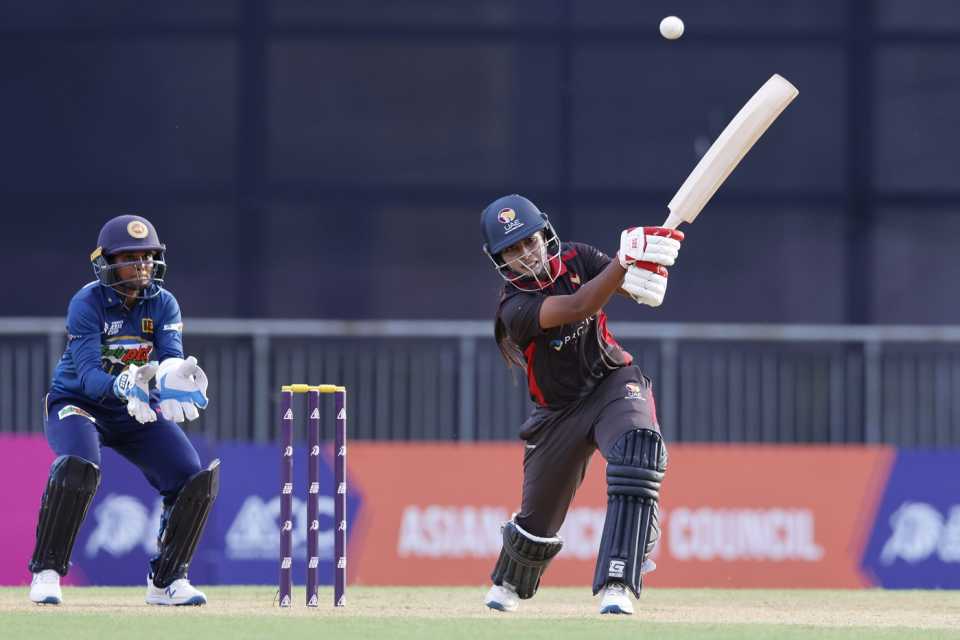 Kavisha Egodage hits down the ground, Sri Lanka vs United Arab Emirates, Women's T20 Asia Cup, Sylhet, October 2, 2022