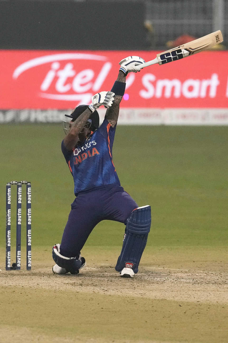 Suryakumar Yadav plays one behind point, India vs West Indies, 3rd T20I, Kolkata, February 20, 2022