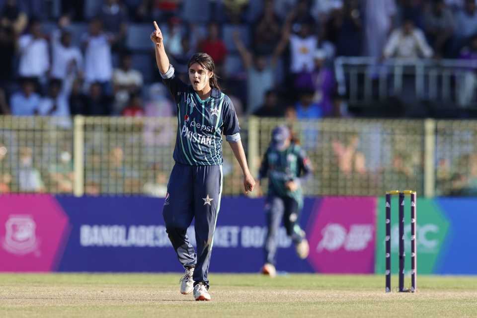 Aiman Anwer celebrates after dismissing Rajeshwari Gayakwad , India vs Pakistan, Women's T20 Asia Cup, Sylhet, October 7, 2022