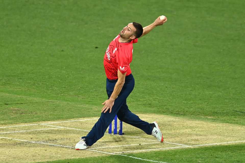 Mark Wood sends one down, England vs Pakistan, 2022 T20 World Cup Warm Up,  at Brisbane, October 17, 2022 