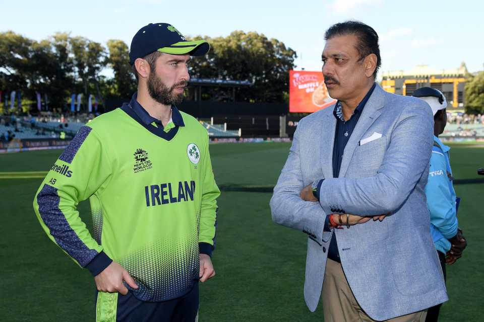 Ravi Shastri has a post-match word with Andy Balbirnie