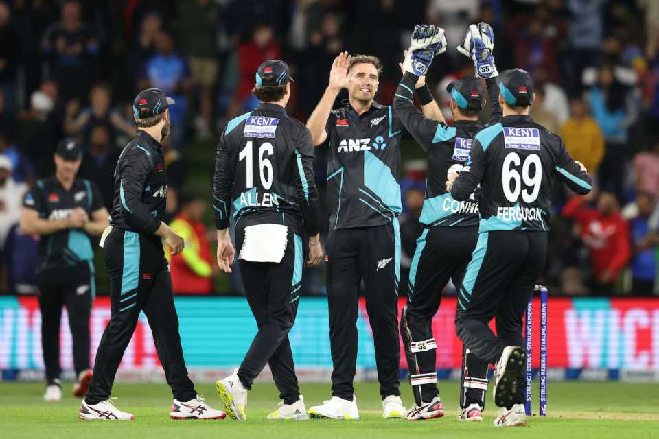 Tim Southee's last-over hat-trick kept Suryakumar Yadav off-strike as well, New Zealand vs India, 2nd T20I, Mount Maunganui, November 20, 2022
