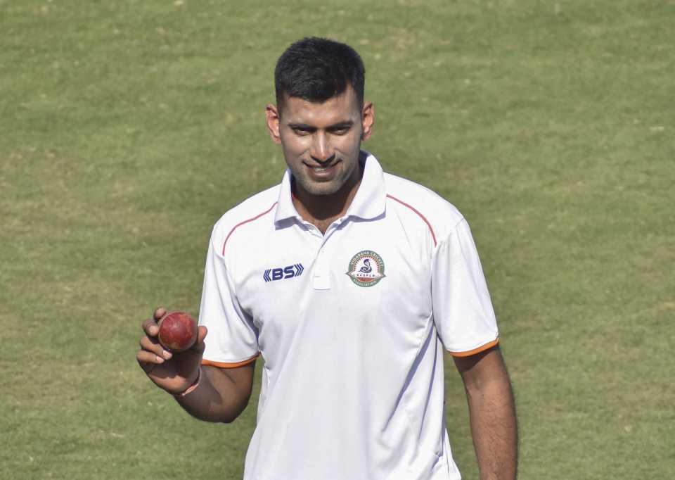 Akshay Wakhare picked up four wickets in the fourth innings to take Vidarbha to victory, Vidarbha vs Tripura, Ranji Trophy 2022-23, 4th day, Nagpur, December 23, 2022