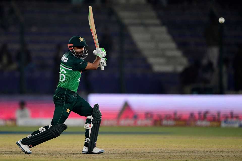 Kamran Akmal Praises Babar Azam On His Mentally Strong Ability
