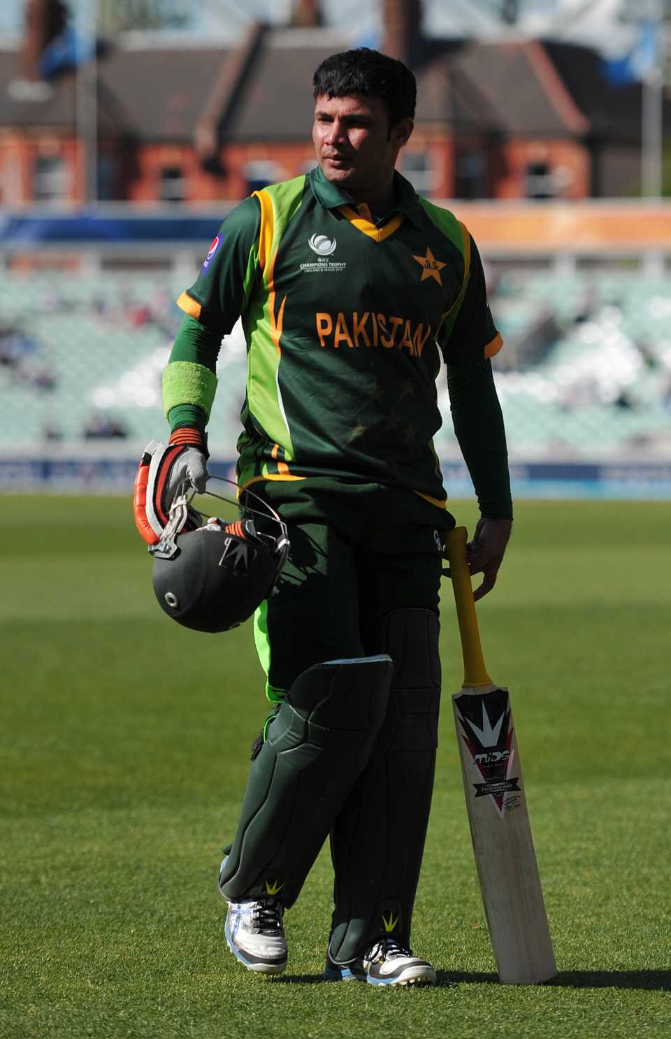 Imran Farhat walks back after being dismissed, Pakistan vs South Africa, Champions Trophy warm-ups, London, June 3, 2013