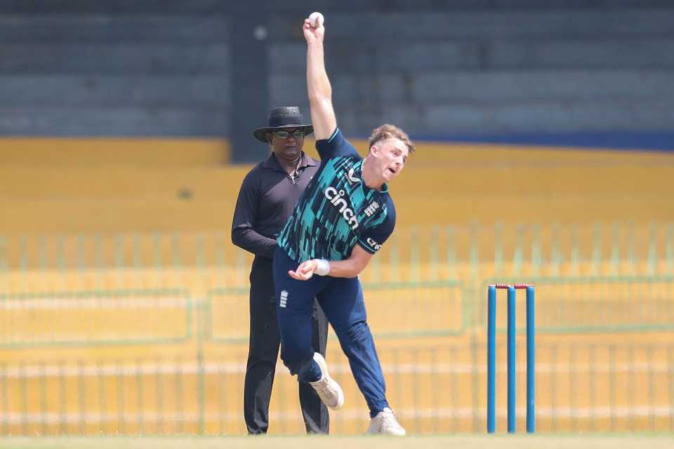 Tom Abell strained his left side bowling for England Lions in Sri Lanka, England Lions vs Sri Lanka A, 1st unofficial ODI, Colombo, February 15, 2023