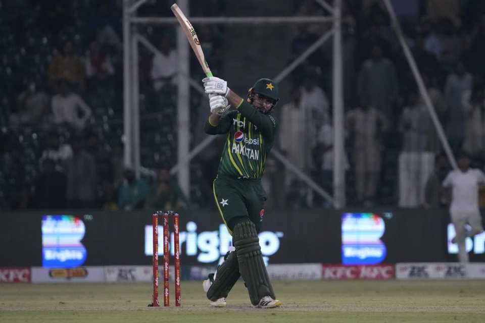 Faheem Ashraf played a handy cameo, Pakistan vs New Zealand, 3rd T20I, Lahore, April 17, 2023