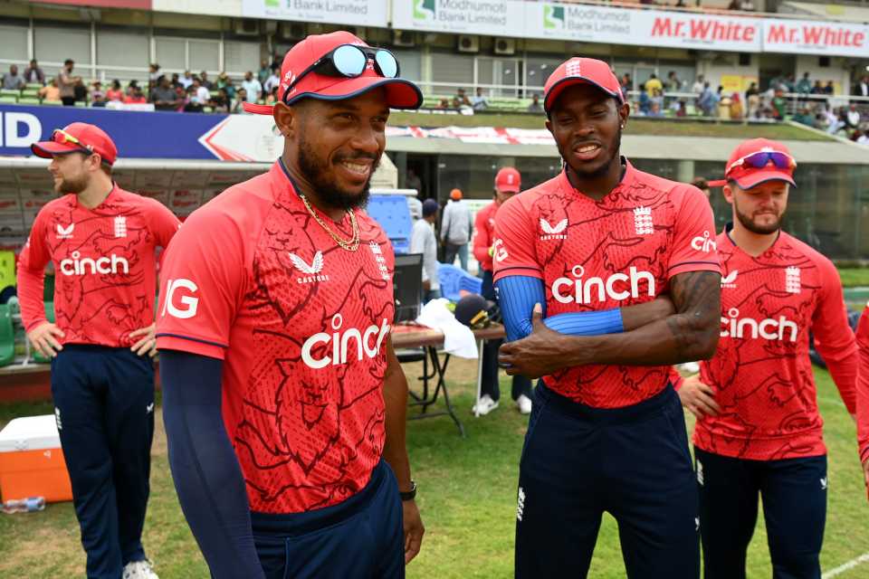 Chris Jordan (left), Jofra Archer and other England players ahead of the match, Bangladesh vs England, 3rd T20I, Dhaka, March 14, 2023