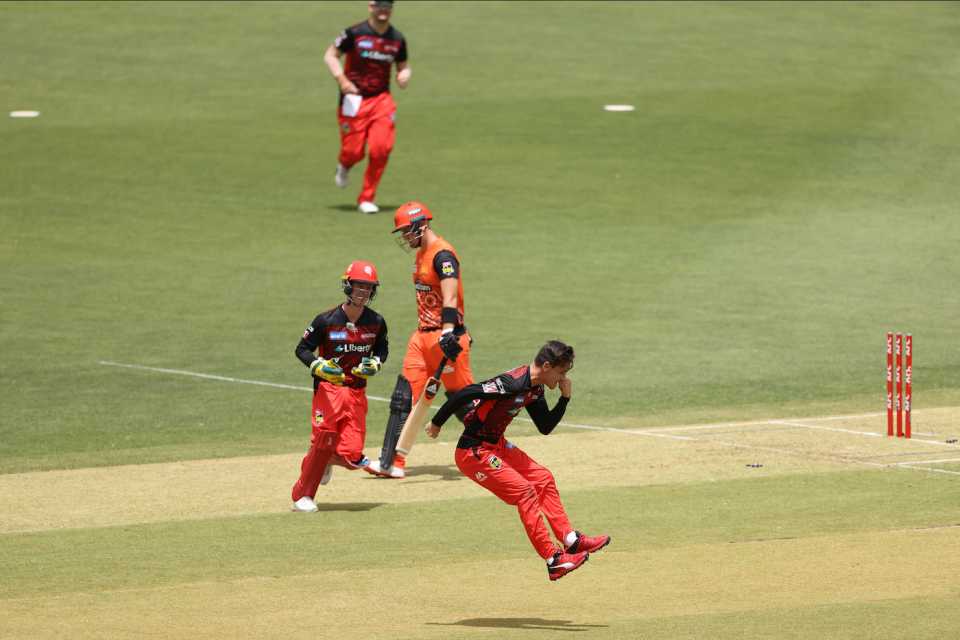 Noor Ahmad celebrates the wicket of Liam Livingstone, Perth Scorchers vs Melbourne Renegades, BBL 2020-21, Perth, Jan 3, 2021