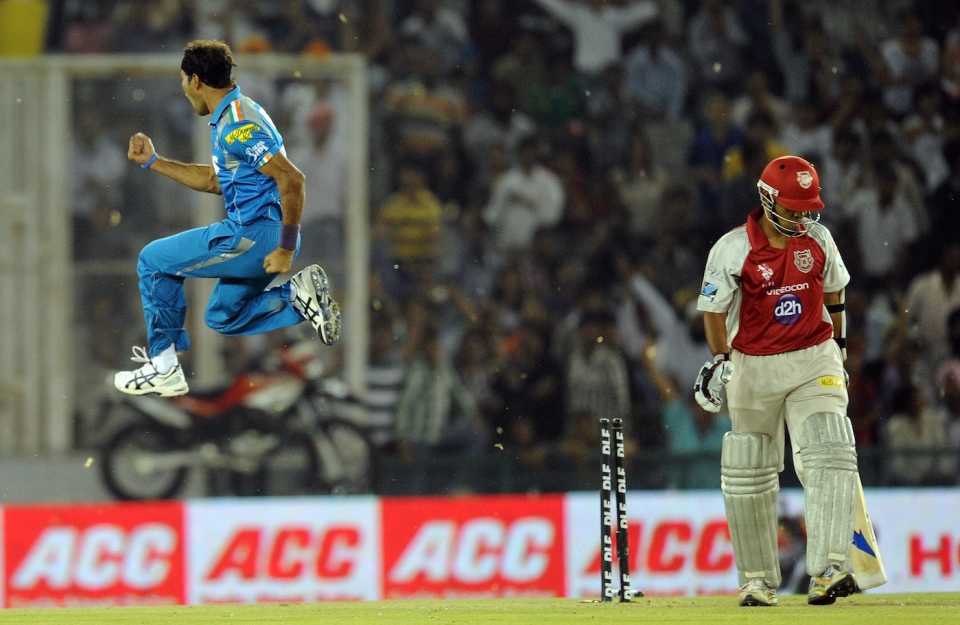 Ashok Dinda is delighted after bowling Paul Valthaty, Kings XI Punjab v Pune Warriors India, IPL, Mohali, April 12, 2012