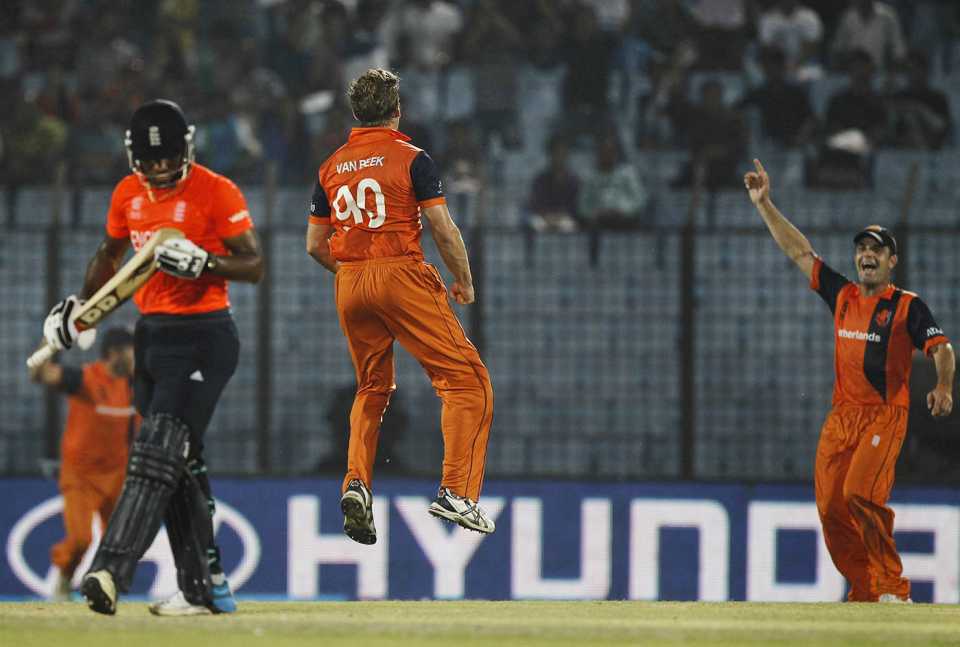 Logan van Beek celebrates Chris Jordan's wicket, England v Netherlands, World T20, Group 1, Chittagong, March 31, 2014