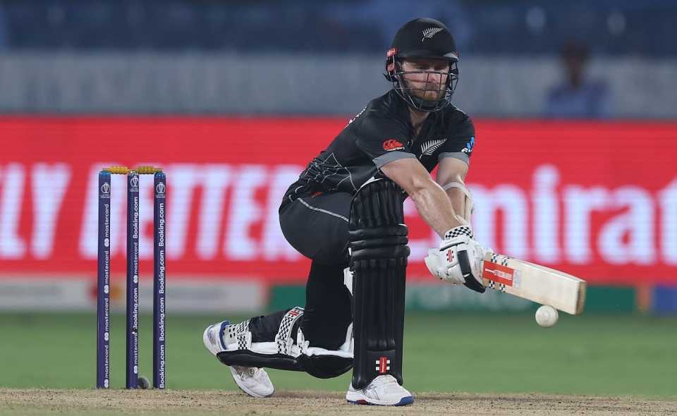 Kane Williamson rolls out a reverse-sweep, Pakistan vs New Zealand, World Cup 2023, warm-ups, Hyderabad, September 29, 2023