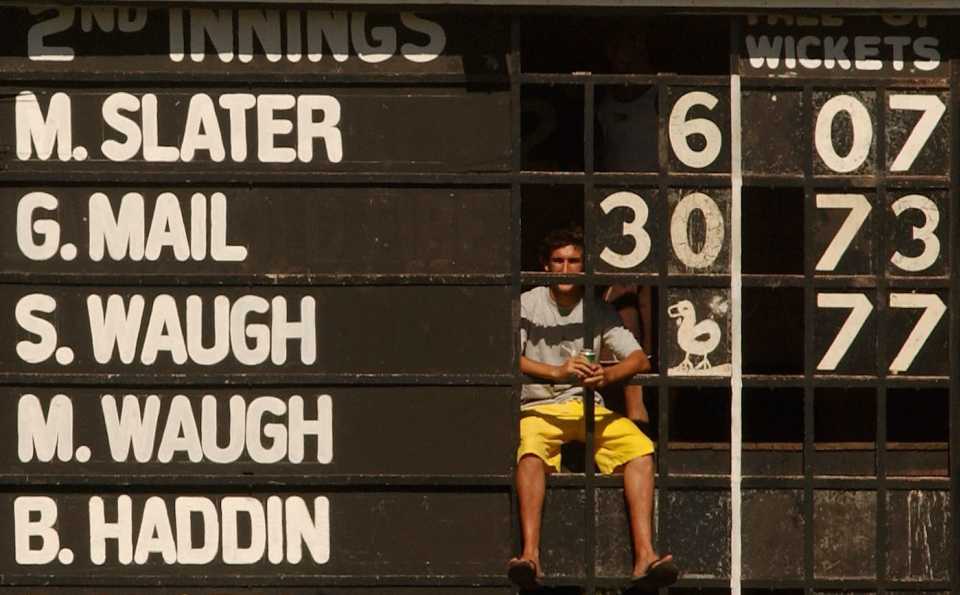 A scoreboard official places a duck next to Steve Waugh's name, third day, Pura Cup, NSW Blues vs the Western Warriors, Newcastle, Australia, January 25, 2003.