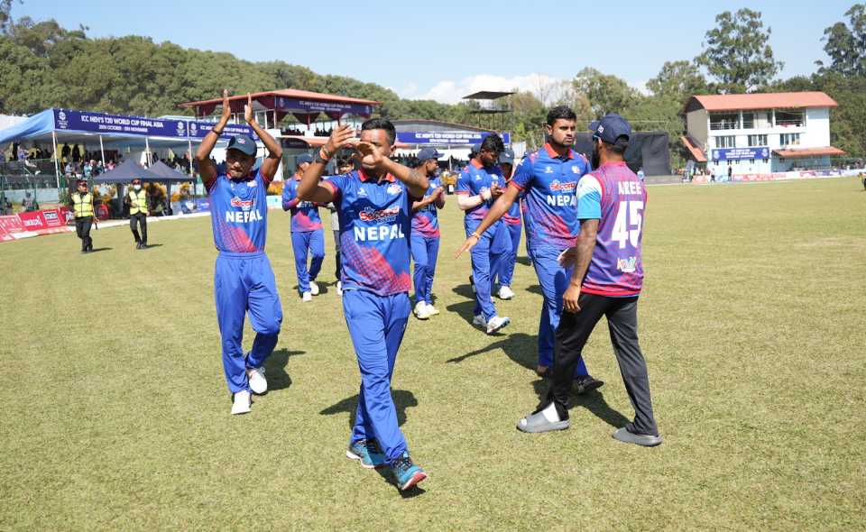The Nepal players greet the crowd after qualifying for the semi-finals, Kirtipur, November 2, 2023