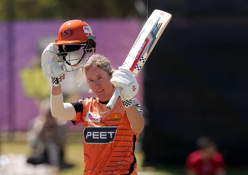 Beth Mooney plundered a magnificent century, Perth Scorchers vs Sydney Thunder, WBBL, Junction Oval, November 12, 2023