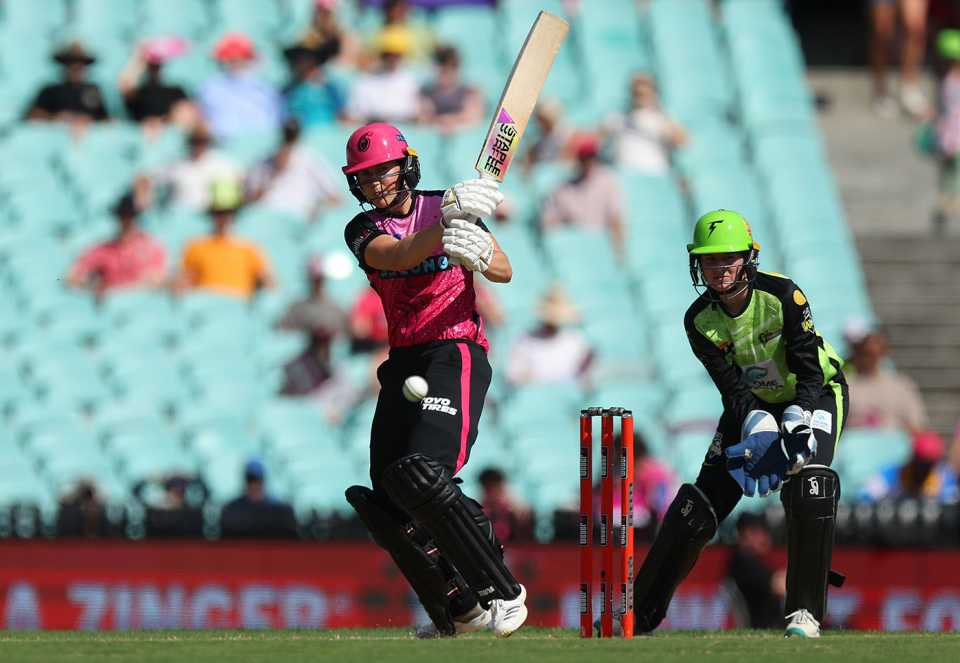 Ellyse Perry dominated the run chase, Sydney Sixers vs Sydney Thunder, WBBL, SCG, November 26, 2023