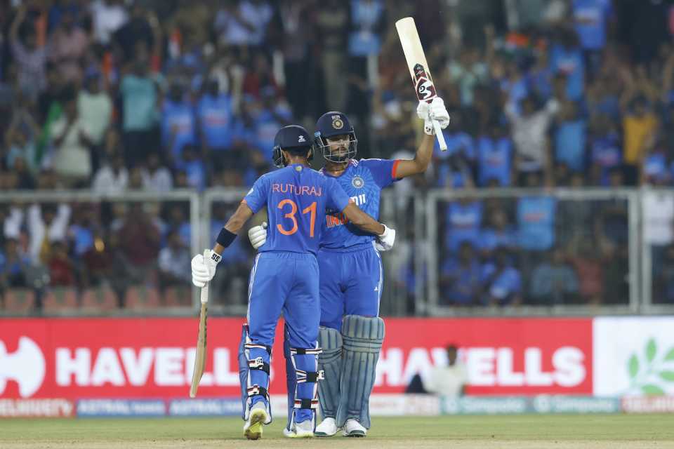Yashasvi Jaiswal's 24-ball fifty set up a big powerplay for India