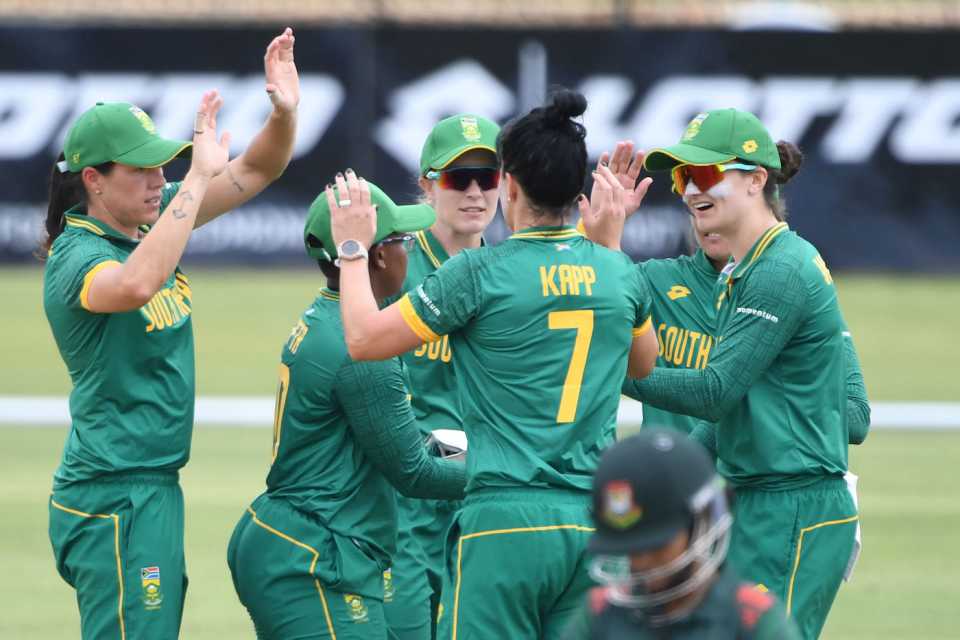 Marizanne became the second South African woman to pick up 150 ODI wickets
