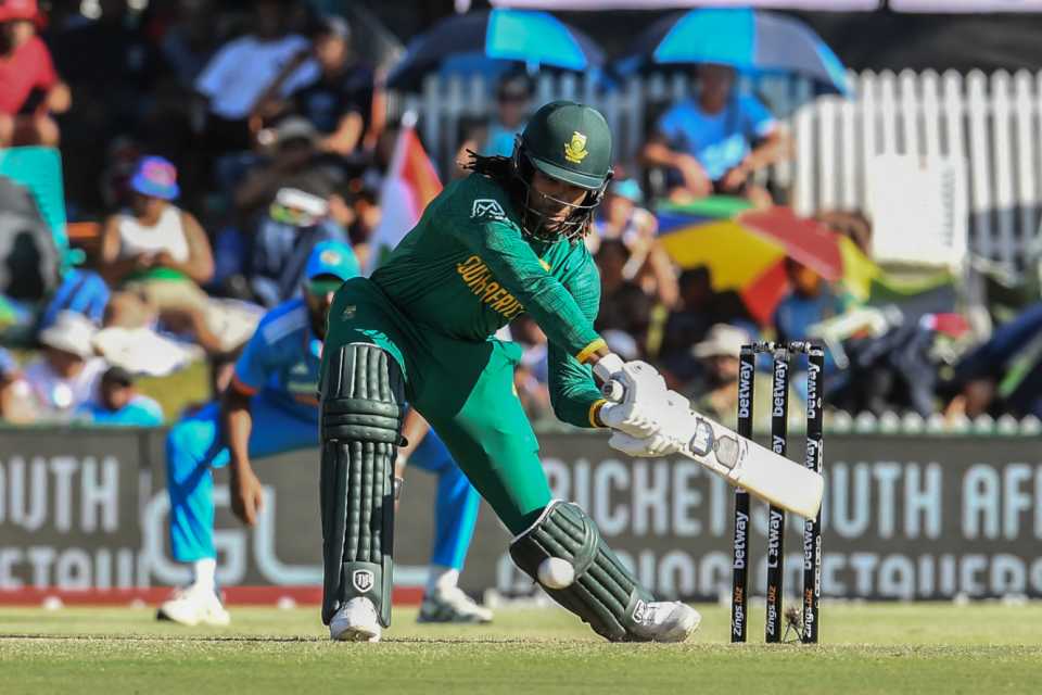 Tony de Zorzi knocked off a fifty in 54 balls