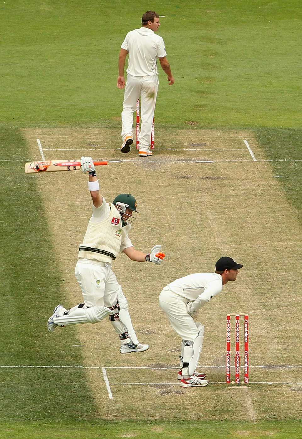David Warner celebrates his century exuberantly, Australia v New Zealand, 2nd Test, Hobart, 4th day, December 12 2011