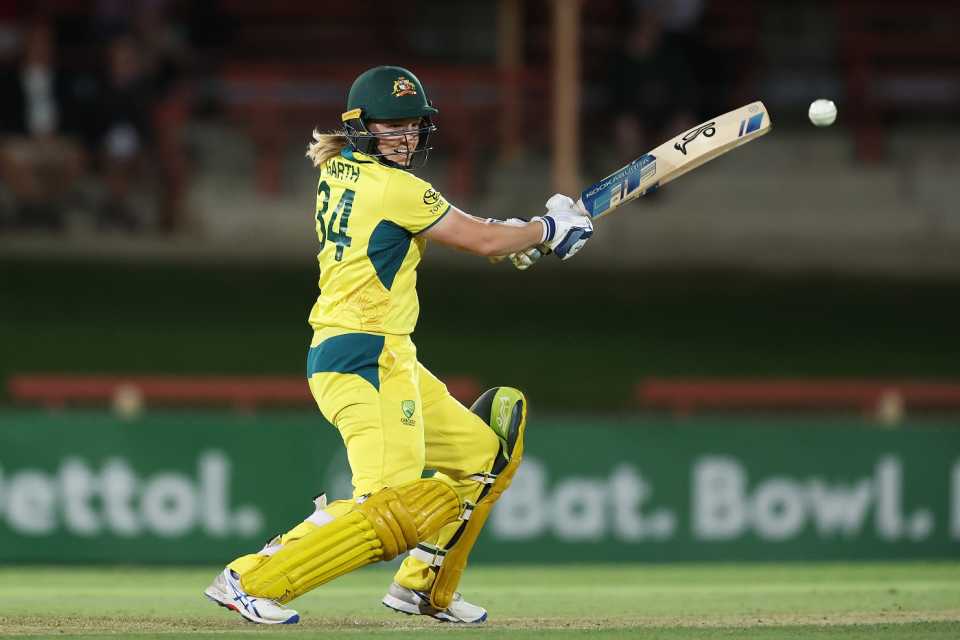 Kim Garth top-scored for Australia with an unbeaten 42 at No.9, Australia vs South Africa, 2nd ODI, Sydney, February 7, 2024