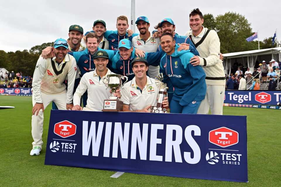 The Australian team poses with the trophy, New Zealand vs Australia, 2nd Test, 4th day, Christchurch, March 11, 2024