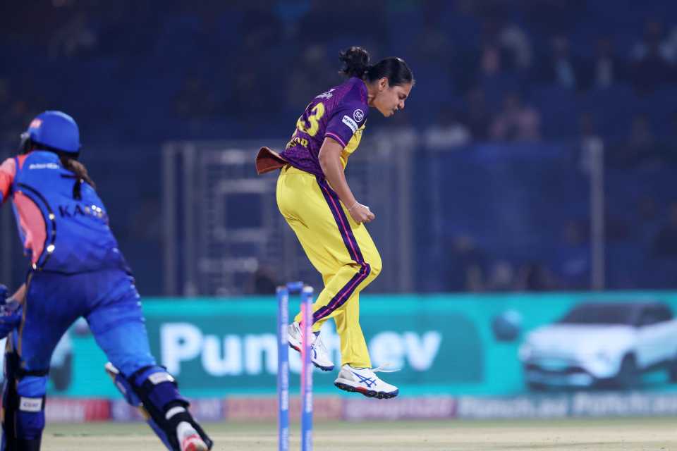 Saima Thakor bowled Harmanpreet Kaur for her maiden WPL wicket, UP Warriorz vs Mumbai Indians, WPL 2024, Delhi, March 7, 2024