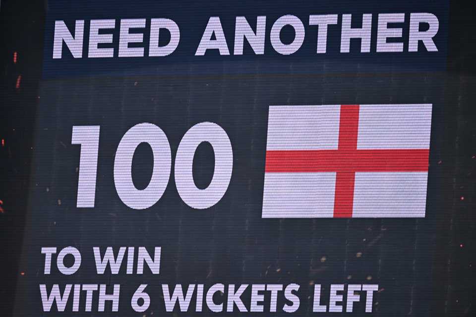 The scoreboard displays England needing another 100 runs to win, England vs Australia, 3rd Test, 4th day, Headingley, July 9, 2023