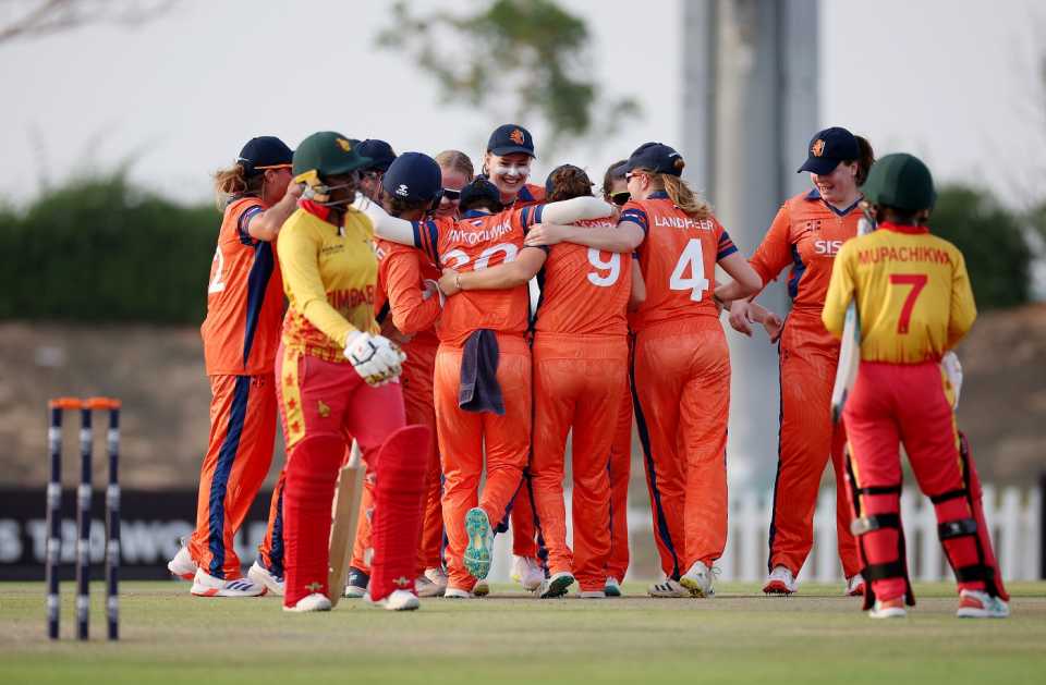 Netherlands players rejoice after beating Zimbabwe, Netherlands vs Zimbabwe, Women's T20 World Cup Qualifier, Abu Dhabi, May 1, 2024