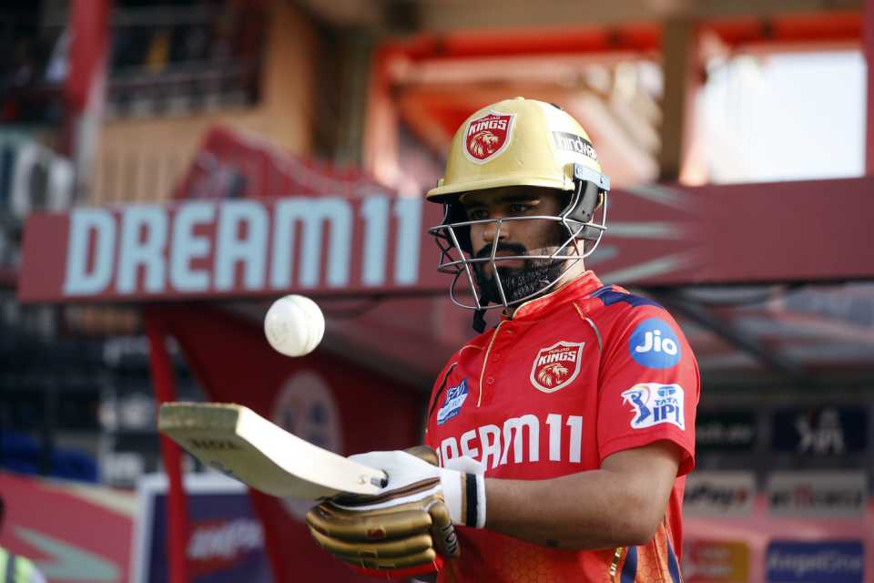 Prabhsimran Singh prepares ahead of going out to bat