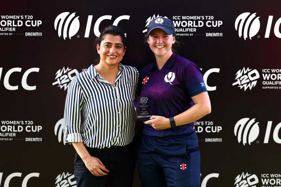 Sana Mir presented Kathryn Bryce her Player of the Match award, Ireland vs Scotland, Women's T20 World Cup Qualifier, 1st semi-final, Abu Dhabi, May 5, 2024