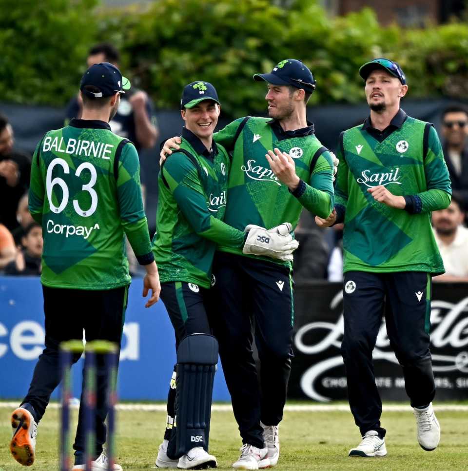The Ireland players celebrate after the early fall of Saim Ayub, Ireland vs Pakistan, 3rd T20I, Dublin, May 14, 2024