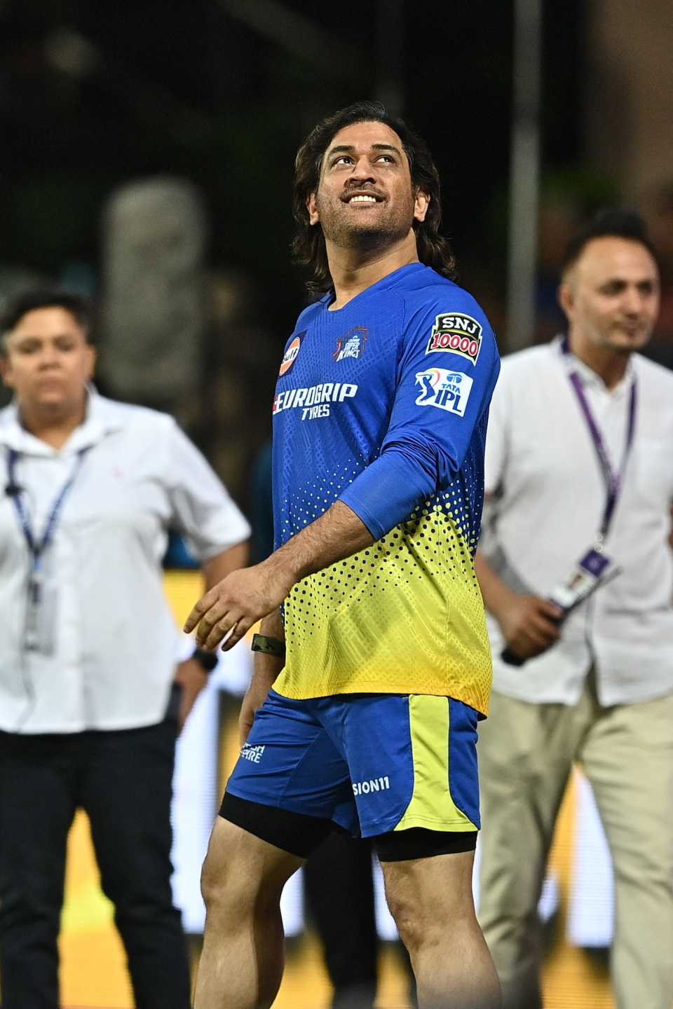 MS Dhoni walks out for a warm-up session, Royal Challengers Bengaluru vs Chennai Super Kings, IPL 2024, Bengaluru, May 18, 2024