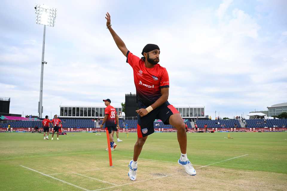 Harmeet Singh bowls ahead of the game, USA vs Canada, T20 World Cup 2024, Group A, Dallas, June 1, 2024