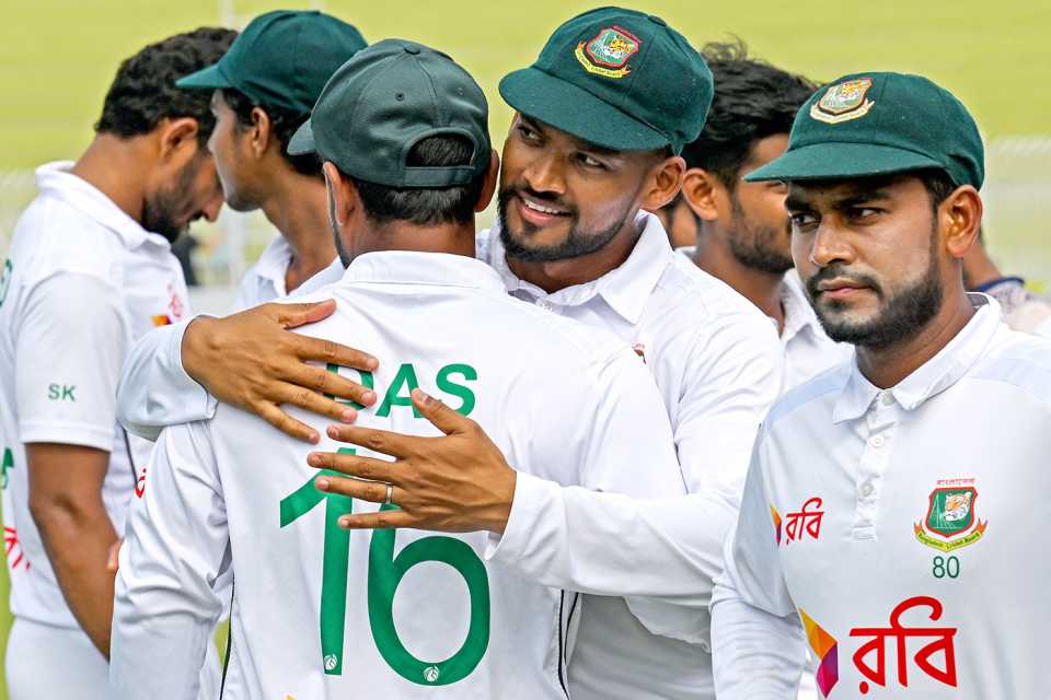 Najmul Hossain Shanto celebrates with his team-mates, Pakistan vs Bangladesh, 2nd Test, Rawalpindi, 5th day, September 3, 2024