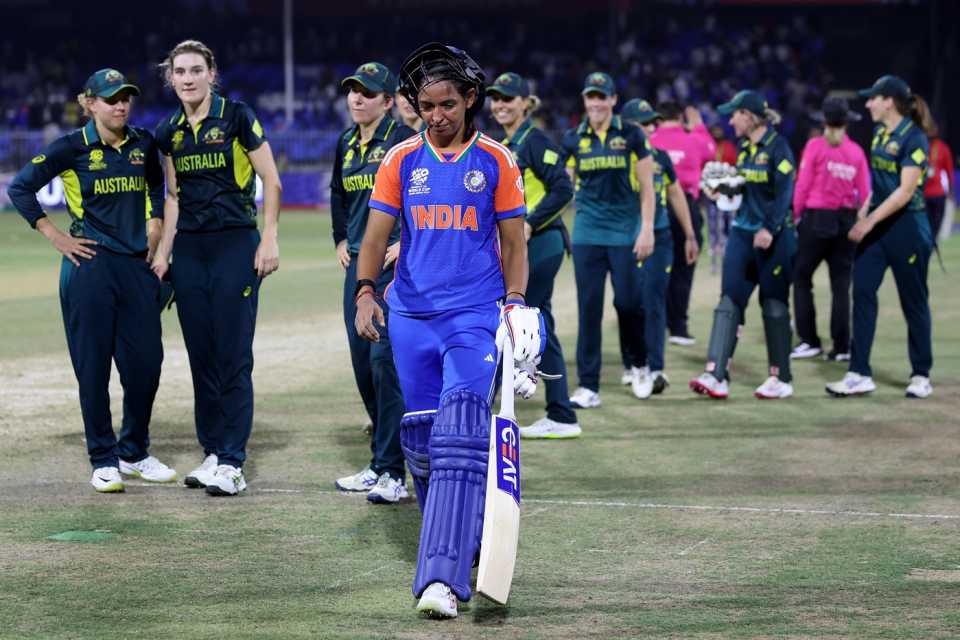 Harmanpreet Kaur walks back after India's loss, Australia vs India, Women's T20 World Cup, Sharjah, October 13, 2024