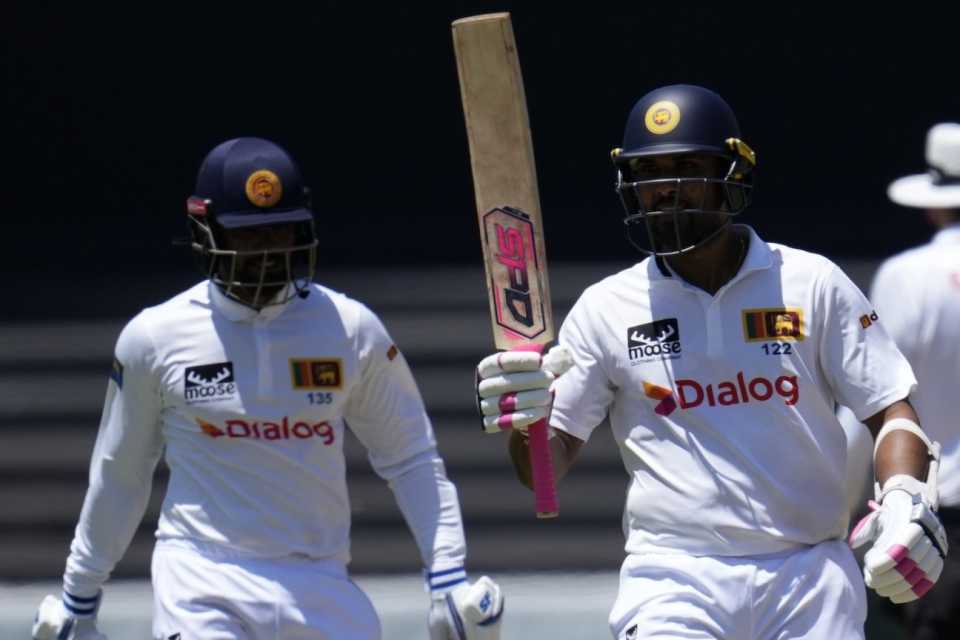 Dinesh Chandimal brought up fifty during the 95-run sixth-wicket stand with Dhananjaya de Silva, South Africa vs Sri Lanka, 1st Test, Durban, 4th day, November 30, 2024