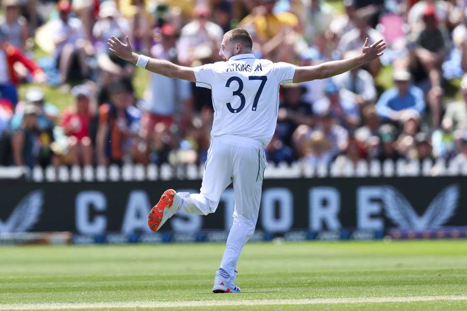 Gus Atkinson spreads his arms after pinning Tim Southee for his hat-trick, New Zealand vs England, 2nd Test, Wellington, 2nd day, December 7, 2024