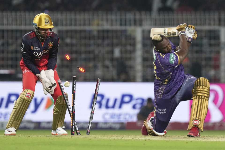 Cricket Photos - KKR vs RCB, 1st Match Pictures