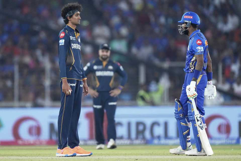 Sai Kishore and Hardik Pandya in a staredown, Gujarat Titans vs Mumbai Indians, IPL 2025, Ahmedabad, March 29, 2025
