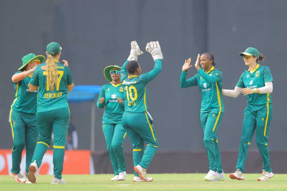 Ayabonga Khaka handed Sri Lanka a double blow in the middle overs, Sri Lanka vs South Africa, Women's ODI tri-series, Colombo, May 9, 2025