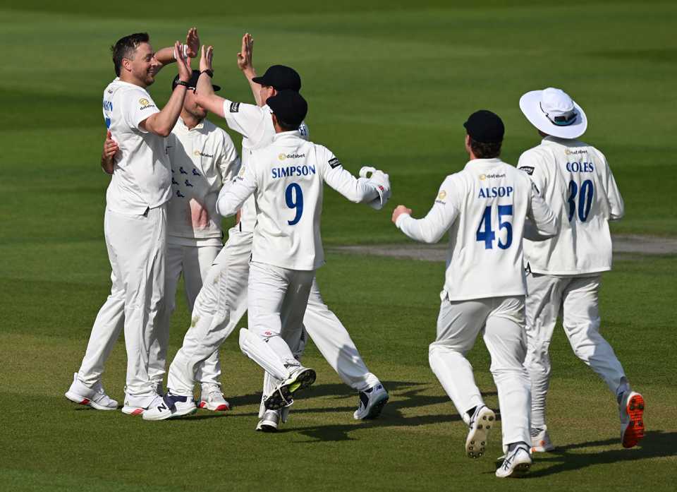Ollie Robinson is mobbed after taking the final wicket, Sussex vs Worcestershire, County Championship, Division Two, Hove, May 12, 2025