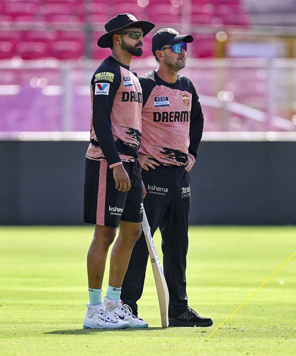 Shreyas Iyer has a chat with Ricky Ponting, Jaipur, May 17, 2025