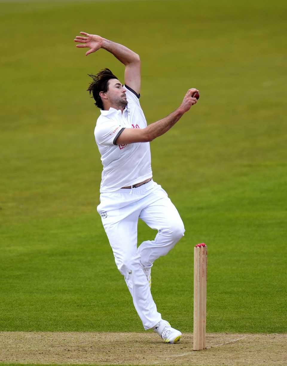 James Fuller prepares to let one go, Hampshire vs Warwickshire, County Championship, Division One, Utilita Bowl, April 19, 2024